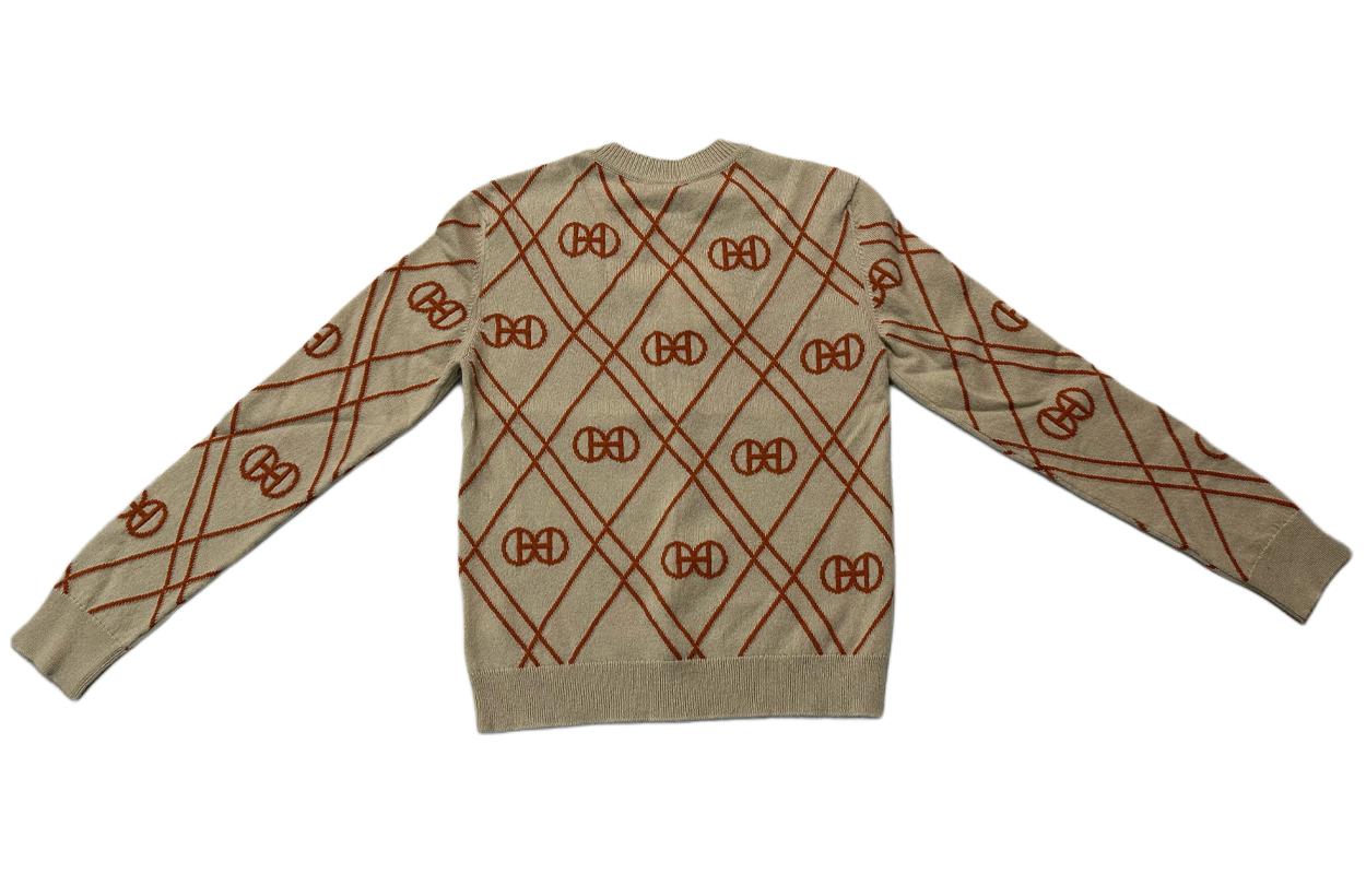 Lookbook (Women) HERMES SS23 Patterned Jacquard Crewneck Long Sleeve Sweater Women. H2E2632DT02