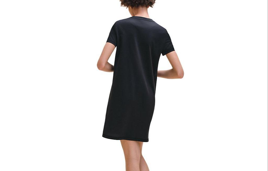 Lookbook (Women) HERMES SS24  Black Blue Short Sleeve Pocket Casual Mini Dress. H4E4515DA5H