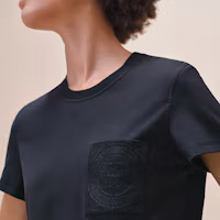 Shop (W) 에르메스 SS24 블랙 블루 숏 슬리브 포켓 캐주얼 미니 드레스. H4E4515DA5H