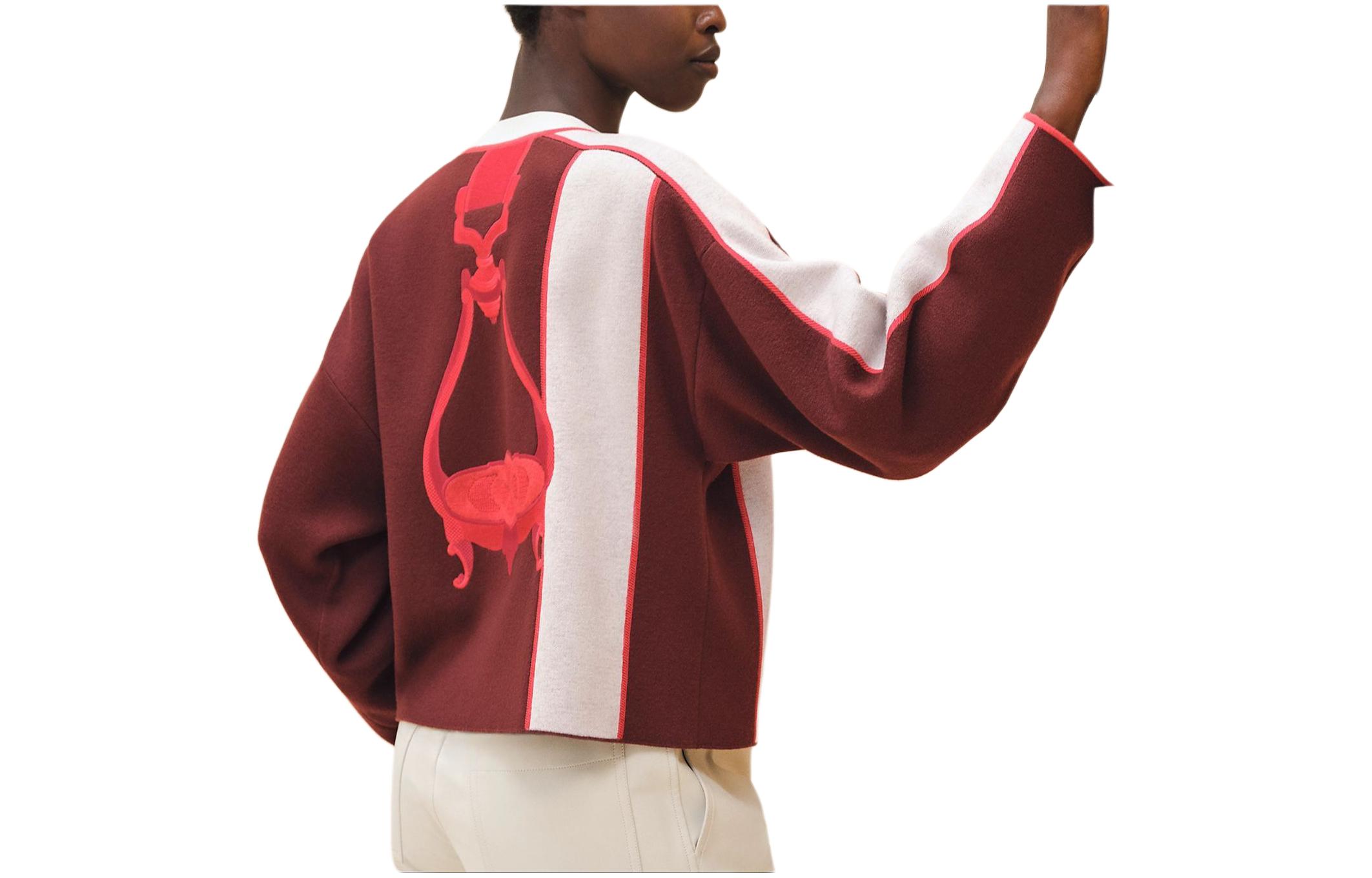 Lookbook (W) HERMES SS24 Top Rojo de Rayas con Bordado de Estribo. H4E2653D5L1