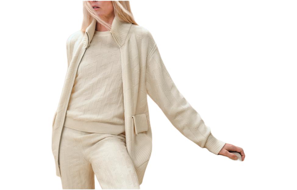 (Women) HERMES SS24  White High-Neck Knit Sweater with Jacquard Solid Pattern. H4E2226D3A3