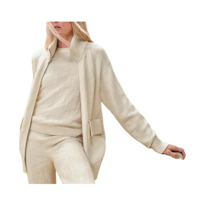(Women) HERMES SS24 White High-Neck Knit Sweater with Jacquard Solid Pattern. H4E2226D3A3