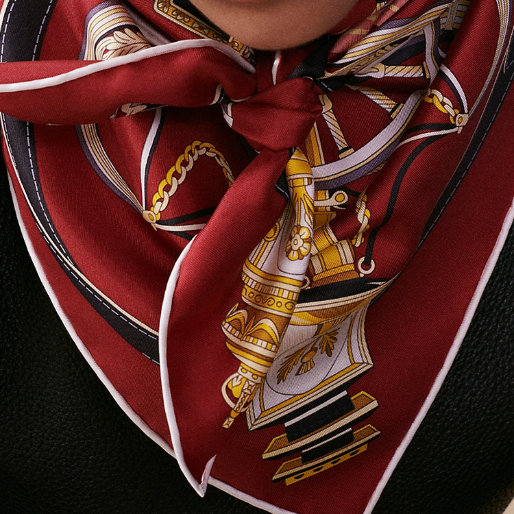 (Women) HERMES Stately Wheels Red Silk Scarf for Women H004163S 02 圖 3