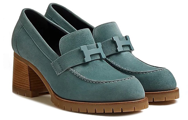 Lookbook (W) HERMES Tacón Alto de Gamuza 'Fashion Blue'. H222062Z-6U