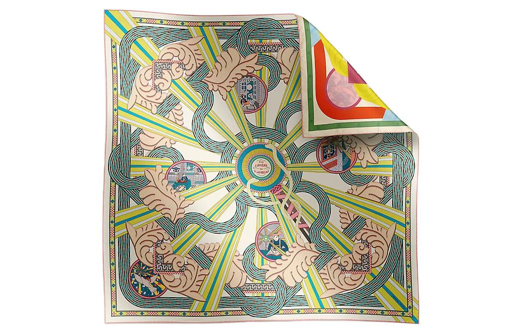 (Women) HERMES Torchlight Glow Green Silk Scarf Women’s Fashion Accessory H904097Sv04