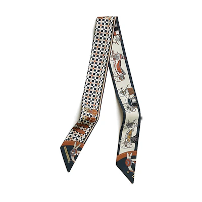 (Women) HERMES Twill Silk Scarf Printed Pattern Multicolor for Women. H064108S 10