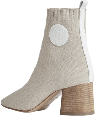 (Women) HERMES Volver 'Versatile Fashion Grey Ankle Boot' H221164Z-90 Lookbook (Women) HERMES Volver 'Versatile Fashion Grey Ankle Boot' H221164Z-90