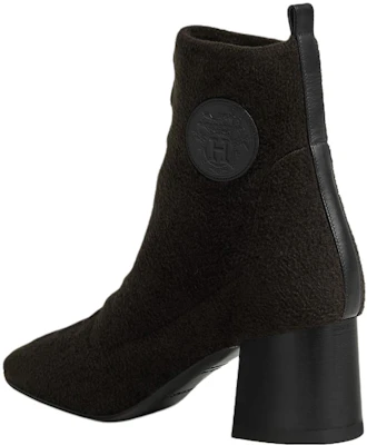 (W) HERMES Volver Ankle Boot 'Hitam Lancip Depan' H232154Z-05 Lookbook (W) HERMES Volver Ankle Boot 'Hitam Lancip Depan' H232154Z-05