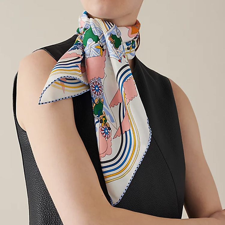 (Women) HERMES White Silk Scarf 70x70cm with Girl in Leaf Dress Pattern for Women H983849S-31 圖 3