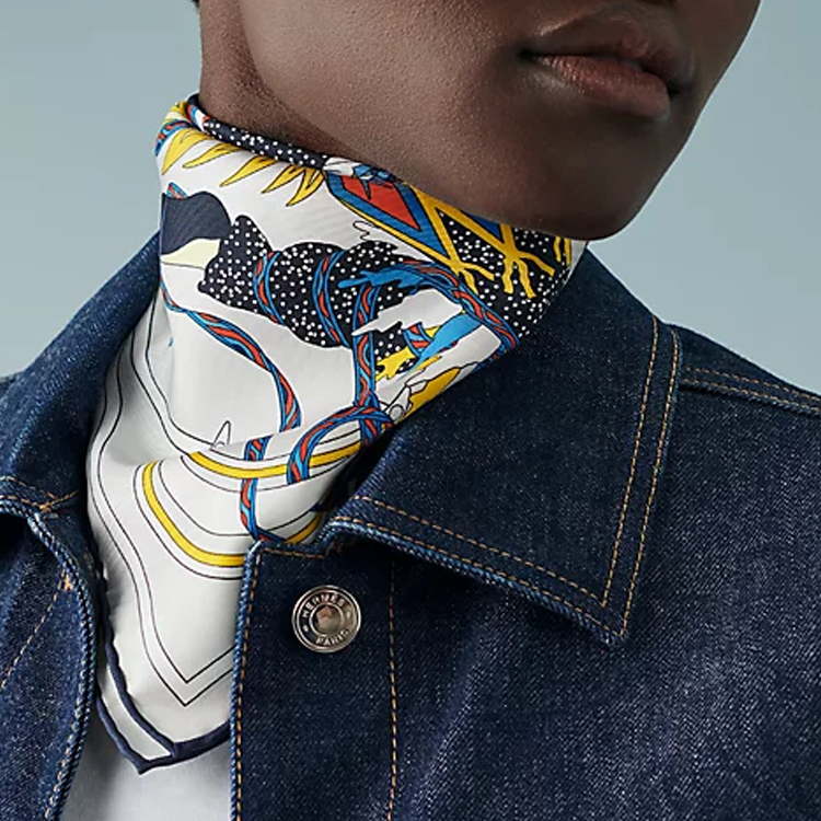 (Women) HERMES Winter Festival Pattern Silk Scarf for Women - Grey H893925S 03 圖 3