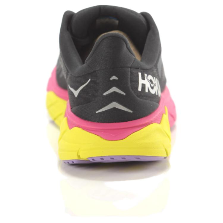 Shop HOKA ONE ONE Arahi 6 減震防滑耐磨 低幫 跑步鞋 女款 黑粉