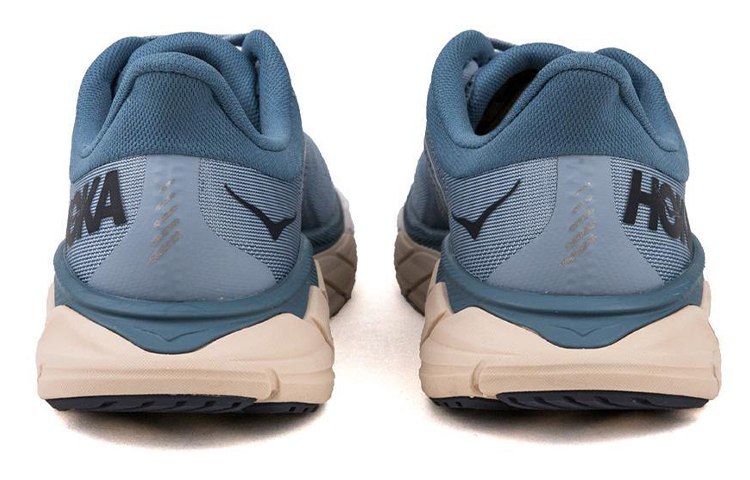 Shop (W) HOKA ONE ONE Arahi 5 Large ''Bleu Clair'' 1115013-BFPB