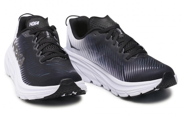 (W) 호카 오네오네 린콘 3 와이드 블랙 (Hoka One One Rincon 3 Wide Black) 1121371-BLK Lookbook (W) 호카 오네오네 린콘 3 와이드 블랙 (Hoka One One Rincon 3 Wide Black) 1121371-BLK