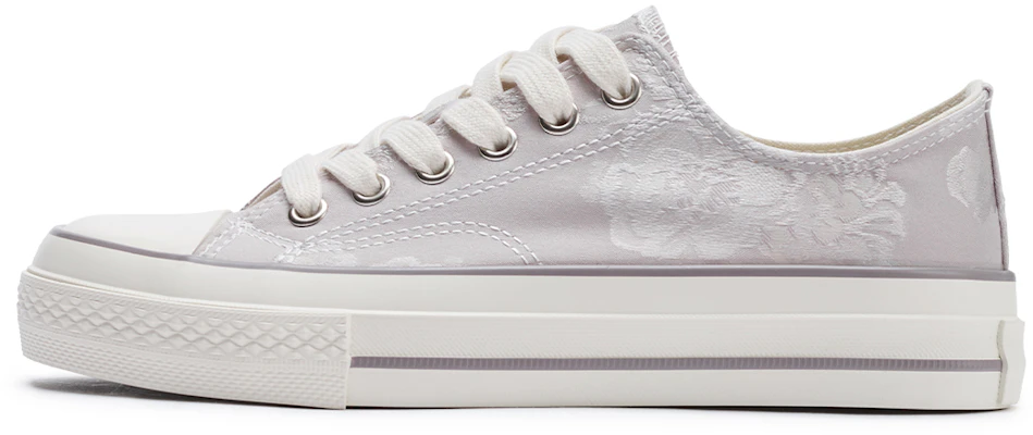 (Women) Hotwind Canvas Shoes - Lightweight, Durable, Classic Chinese Design. H14W4704 Buy (Women) Hotwind Canvas Shoes - Lightweight, Durable, Classic Chinese Design. H14W4704