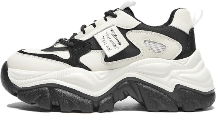 (W) 핫윈드 청키 스니커 '라운드 토우 위빙 레이스업' H42W3122 Lookbook (W) 핫윈드 청키 스니커 '라운드 토우 위빙 레이스업' H42W3122