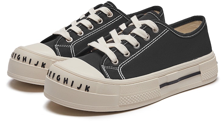 (W) Hotwind Comfort Retro Low-Top Canvas ''Letter Decor Hitam''. H14W3727 Lookbook (W) Hotwind Comfort Retro Low-Top Canvas ''Letter Decor Hitam''. H14W3727