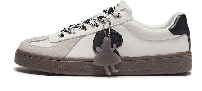 (W) Hotwind 迪士尼聯名愛麗絲系列低筒鞋『簡約圓頭舒適款』 H14W3385 Buy (W) Hotwind 迪士尼聯名愛麗絲系列低筒鞋『簡約圓頭舒適款』 H14W3385