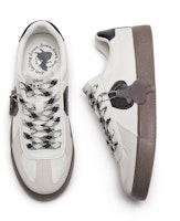 (W) Hotwind 迪士尼聯名愛麗絲系列低筒鞋『簡約圓頭舒適款』 H14W3385 Lookbook (W) Hotwind 迪士尼聯名愛麗絲系列低筒鞋『簡約圓頭舒適款』 H14W3385