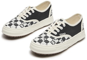 (W) Hotwind 迪士尼米奇系列帆布鞋 '棋盤時尚拼接' 黑白配色 H14W3193 Lookbook (W) Hotwind 迪士尼米奇系列帆布鞋 '棋盤時尚拼接' 黑白配色 H14W3193
