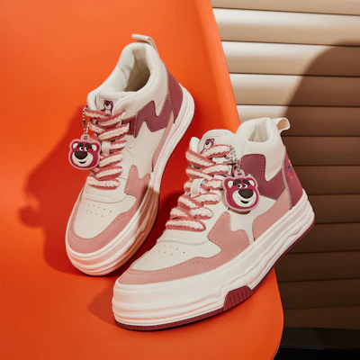 (W) Zapatillas Altas Hotwind Disney x Toy Story 'Oso de Fresa'. H14W3382 Purchase (W) Zapatillas Altas Hotwind Disney x Toy Story 'Oso de Fresa'. H14W3382