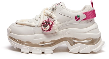 (Women) Hotwind Disney x Toy Story Low-Top 'Beige' 'Strawberry Bear' H42W3396 (Women) Hotwind Disney x Toy Story Low-Top 'Beige' 'Strawberry Bear' H42W3396