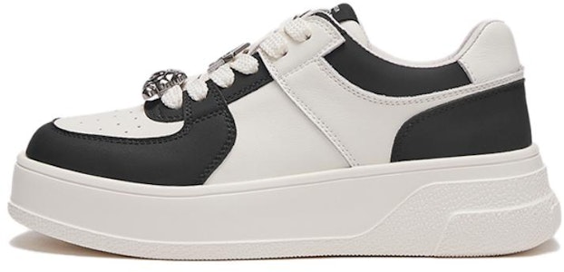 (W) 핫윈드 디즈니 x 토이스토리 로우탑 '블랙 화이트' '딸기 곰' H13W3398 Buy (W) 핫윈드 디즈니 x 토이스토리 로우탑 '블랙 화이트' '딸기 곰' H13W3398