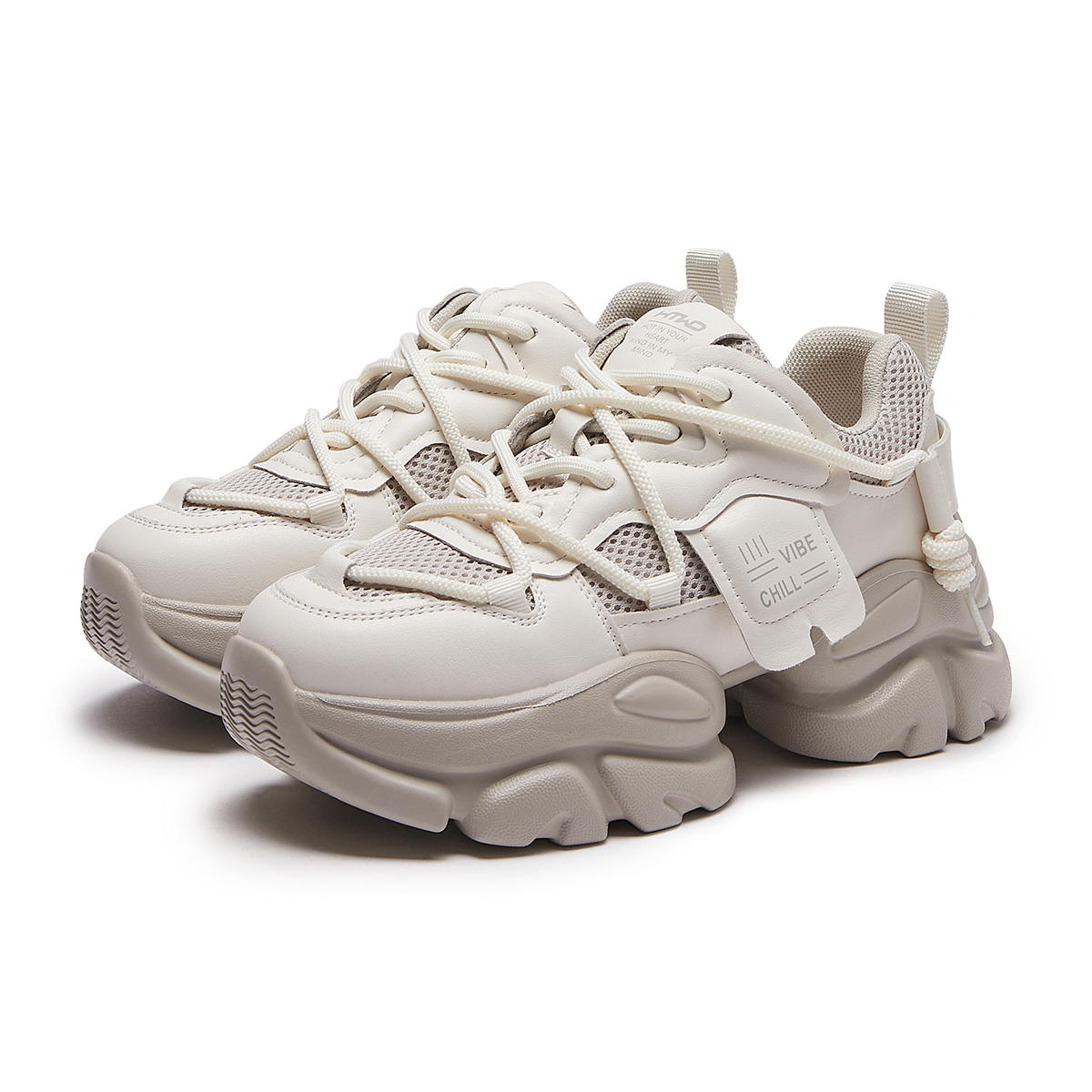 Lookbook (W) 热风布面圆头系带“老爹鞋” H42W3318