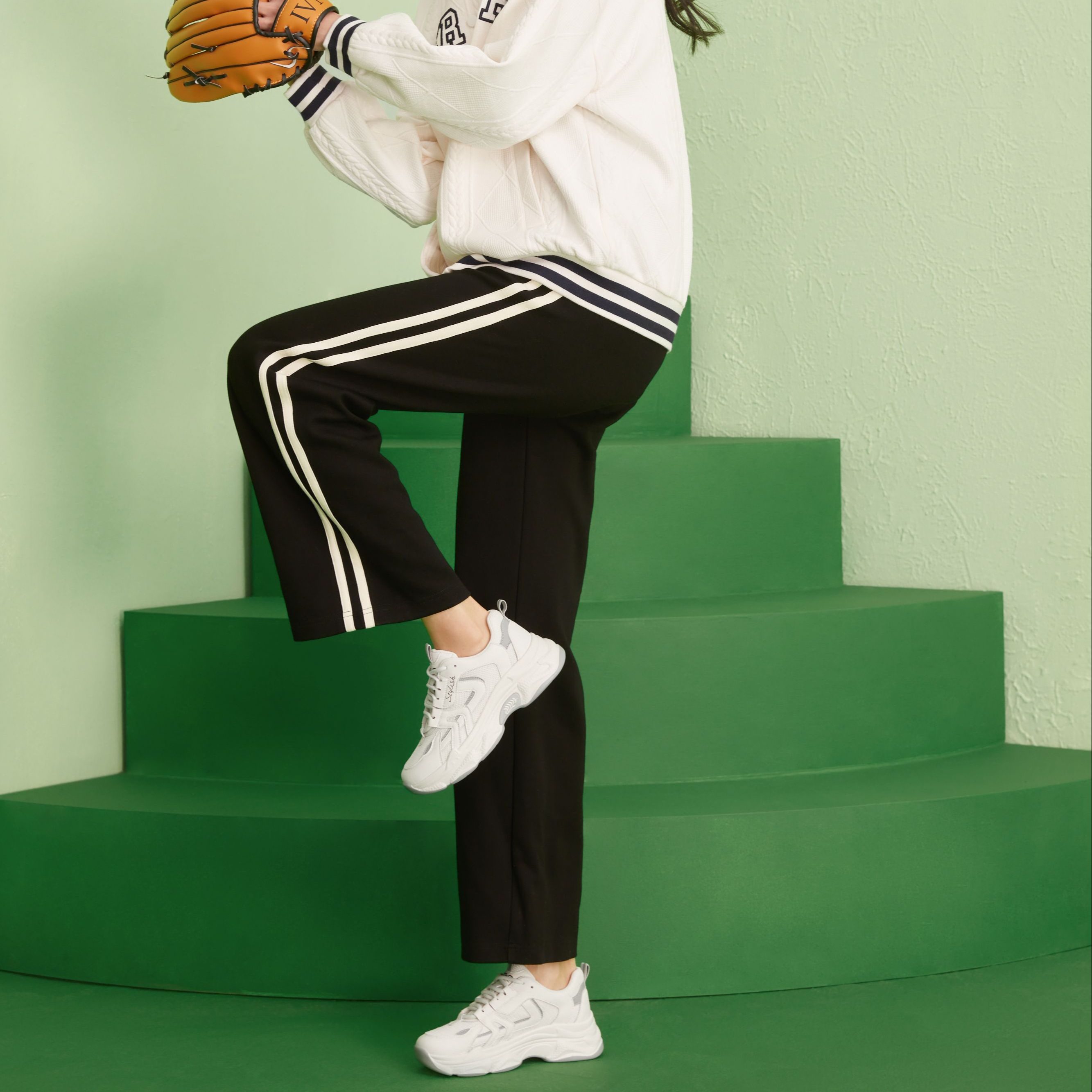 Details for (W) Hotwind 布料圓頭厚底綁帶老爹鞋 H42W3P01