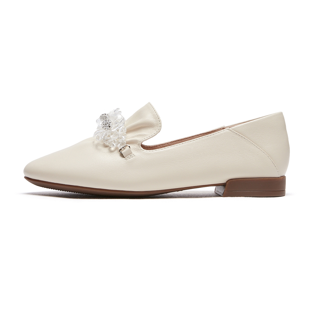 (Women) Hotwind Leather Floral Embellished 'Gentle Color-Block Round Toe Casual' H02W3506