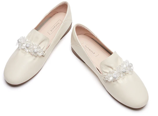 (W) 热风皮革花卉装饰拼色圆头休闲鞋 H02W3506 Shop (W) 热风皮革花卉装饰拼色圆头休闲鞋 H02W3506