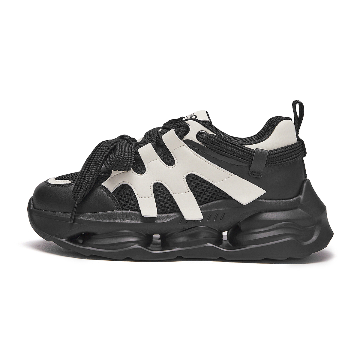 Buy (W) ホットウィンド レザー ラウンドトゥ レースアップ ロートップ ''ダッドシューズ'' H42W3725