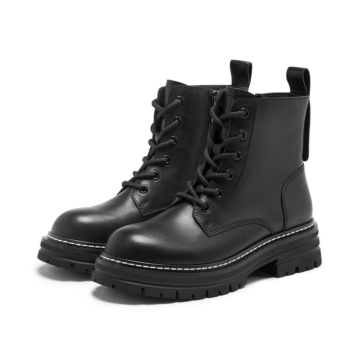 Lookbook (W) But Martin Hotwind ''Hitam'' H81W3806