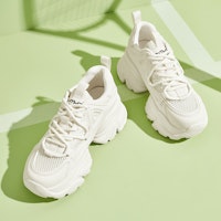 (W) Hotwind Mirror Series Low-Top ''Beige'' Sepatu Rendah Warna Beige H42W3135 Details for (W) Hotwind Mirror Series Low-Top ''Beige'' Sepatu Rendah Warna Beige H42W3135