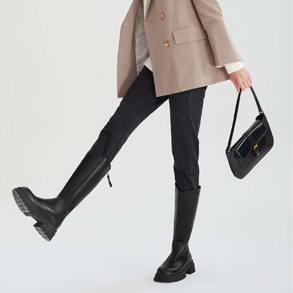 Shop (W) 핫윈드 PU 청키힐 롱부츠 '블랙 슬림 핏 다용도' H85W2408