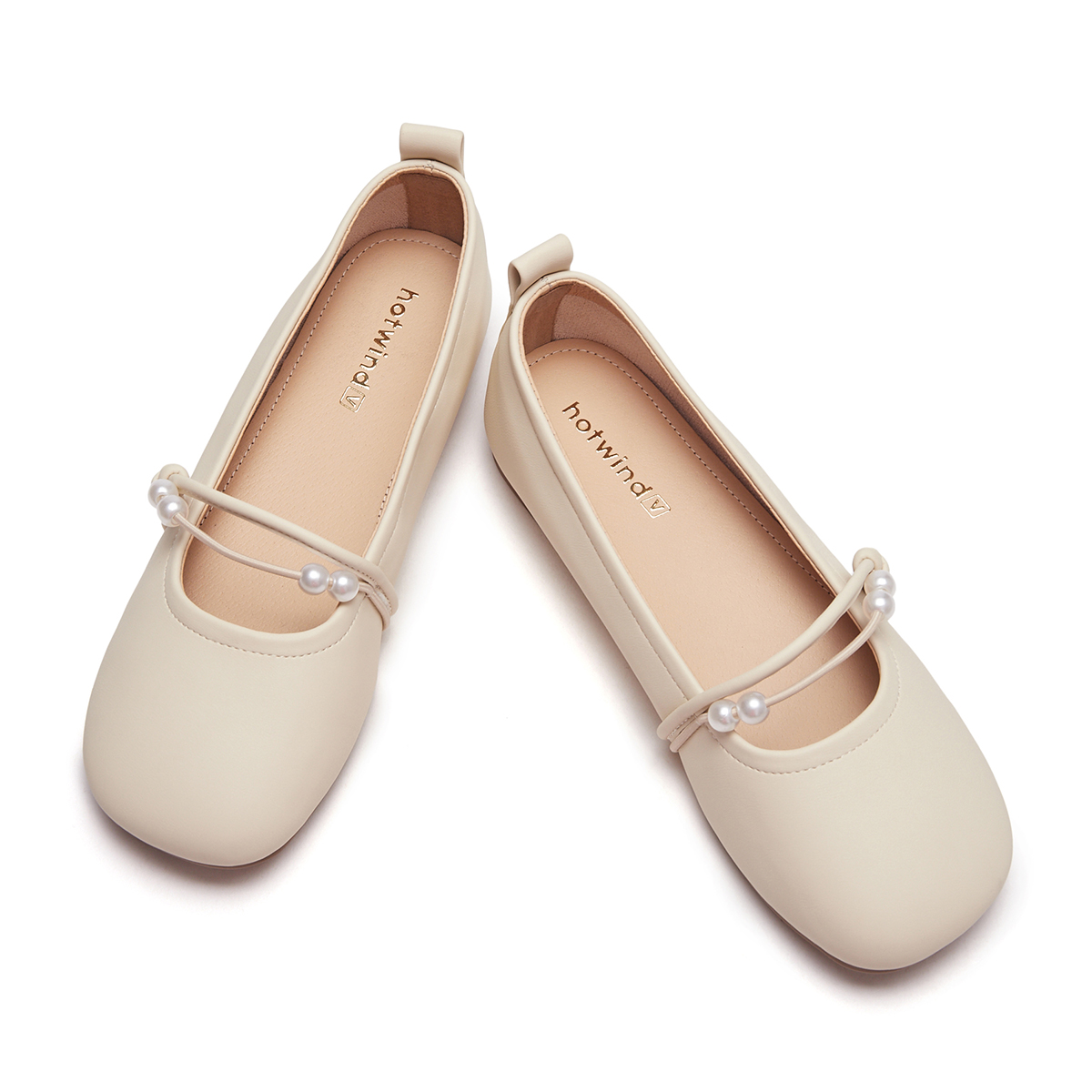 Shop (W) Hotwind Slip-On ''Hitam PU'' H24W3V11