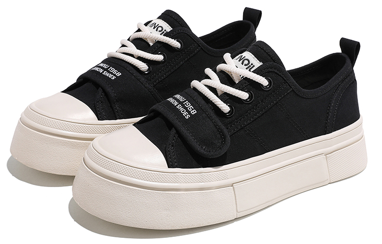 Lookbook (W) 环球帆布鞋低帮款‘黑色’ H23033B