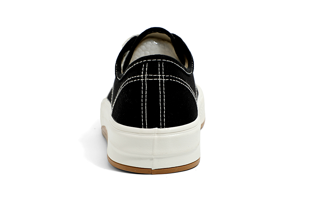 Shop (W) Huanqiu Sepatu Kanvas Rendah 'Hitam' YW-231086