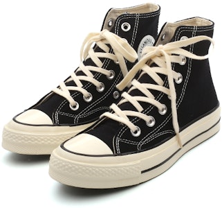 (W) 环球高帮帆布鞋‘黑白’ S6300B Shop (W) 环球高帮帆布鞋‘黑白’ S6300B