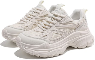 環球 HUANQIU 休閒百搭 防滑耐磨 低幫 運動休閒鞋 女款 米色 Lookbook 環球 HUANQIU 休閒百搭 防滑耐磨 低幫 運動休閒鞋 女款 米色