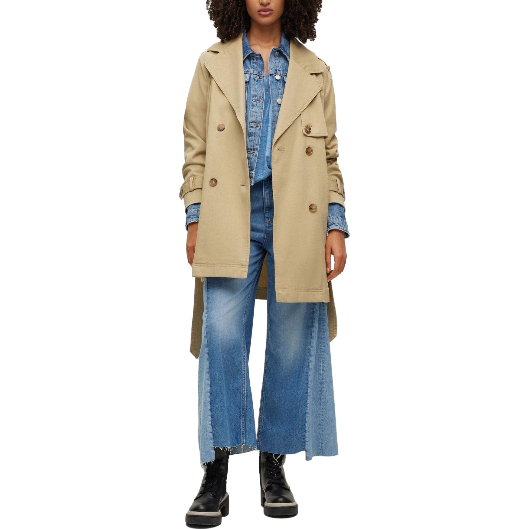 Lookbook (W) HUGO BOSS SS23 雙排扣長袖風衣 卡其色。 50494572-269