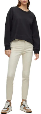 (W) 휴고보스 SS23 로고 프린트 크루넥 맨투맨 블랙 50489758-001 Lookbook (W) 휴고보스 SS23 로고 프린트 크루넥 맨투맨 블랙 50489758-001