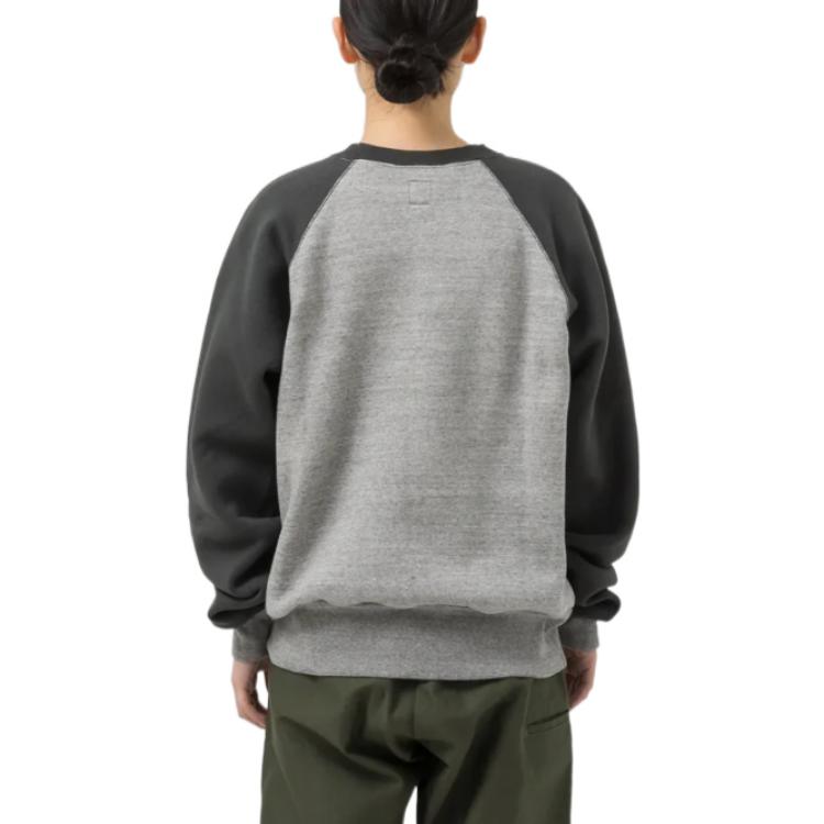 Purchase (W) HUMAN MADE FW22 Color Block Long Sleeve Pullover Sweatshirt Abu-abu HM24CS040