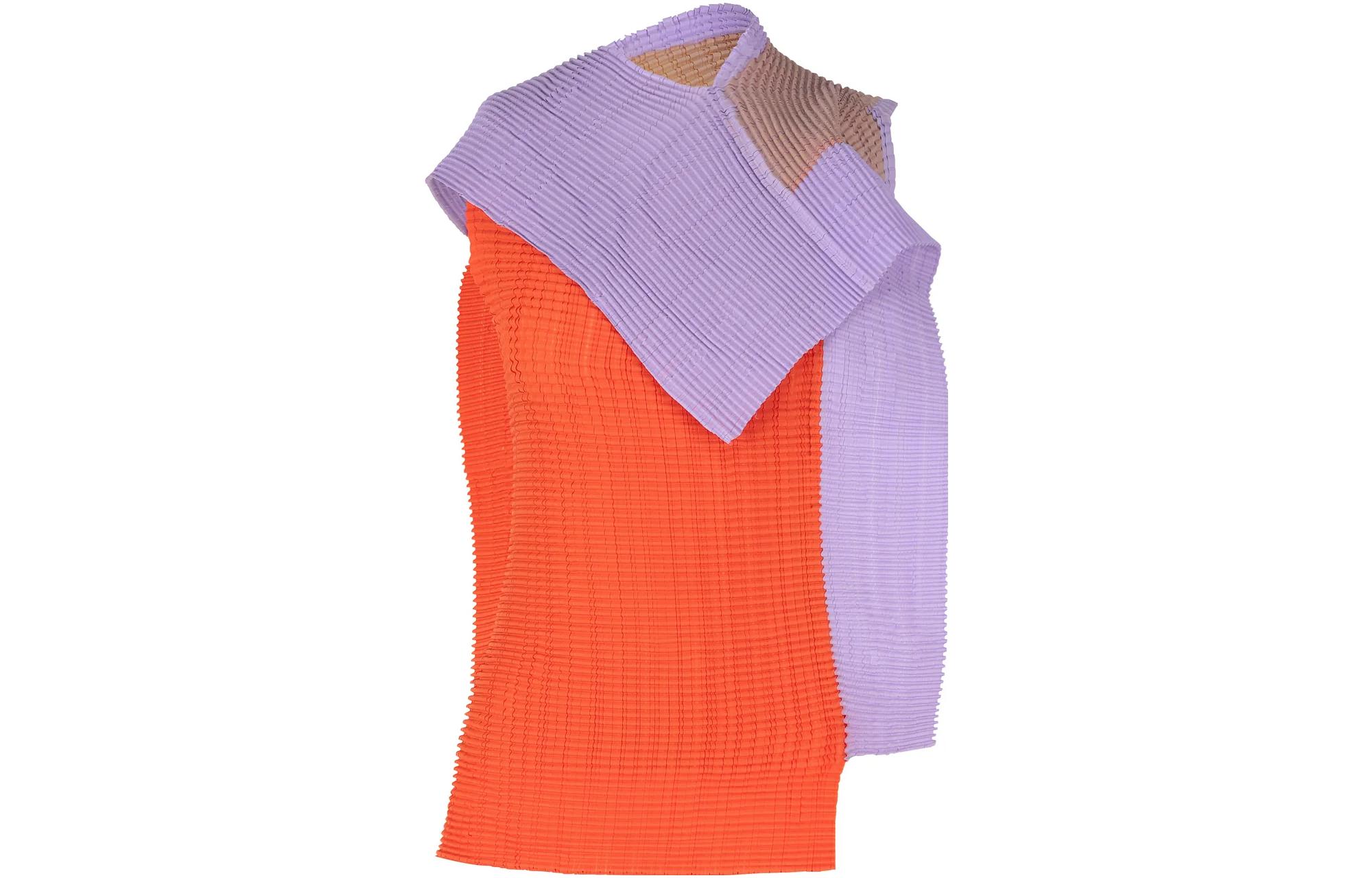 (Women) ISSEY MIYAKE  Asymmetrical Sleeveless Crewneck T-Shirt IM38FJ110-32