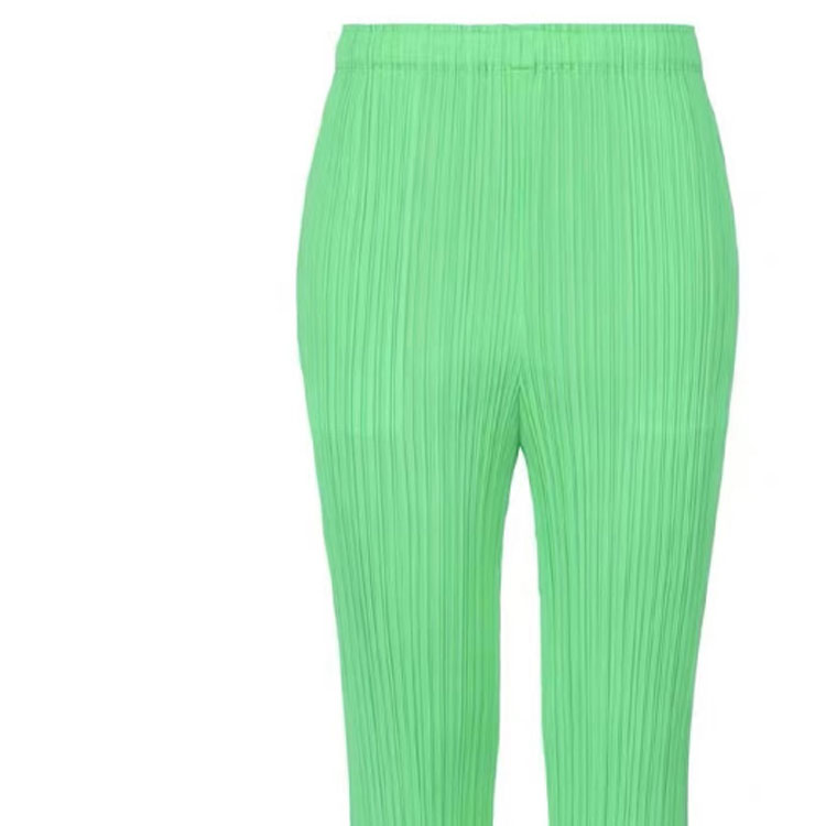 Lookbook (W) ISSEY MIYAKE 綠色褶皺錐形休閒長褲 PP33JF382-58