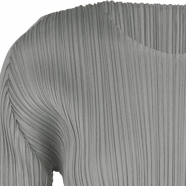 Shop (W) ISSEY MIYAKE 深灰色純色褶皺短袖T恤 PP05JK103-12