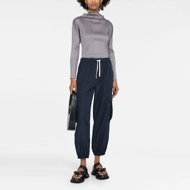 Lookbook (W) ISSEY MIYAKE FW22 灰色高領長袖百褶襯衫 PP28JK104-12