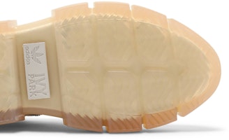 (W) アイビーパーク×アディダス SSS サンド GZ3891 Purchase (W) アイビーパーク×アディダス SSS サンド GZ3891