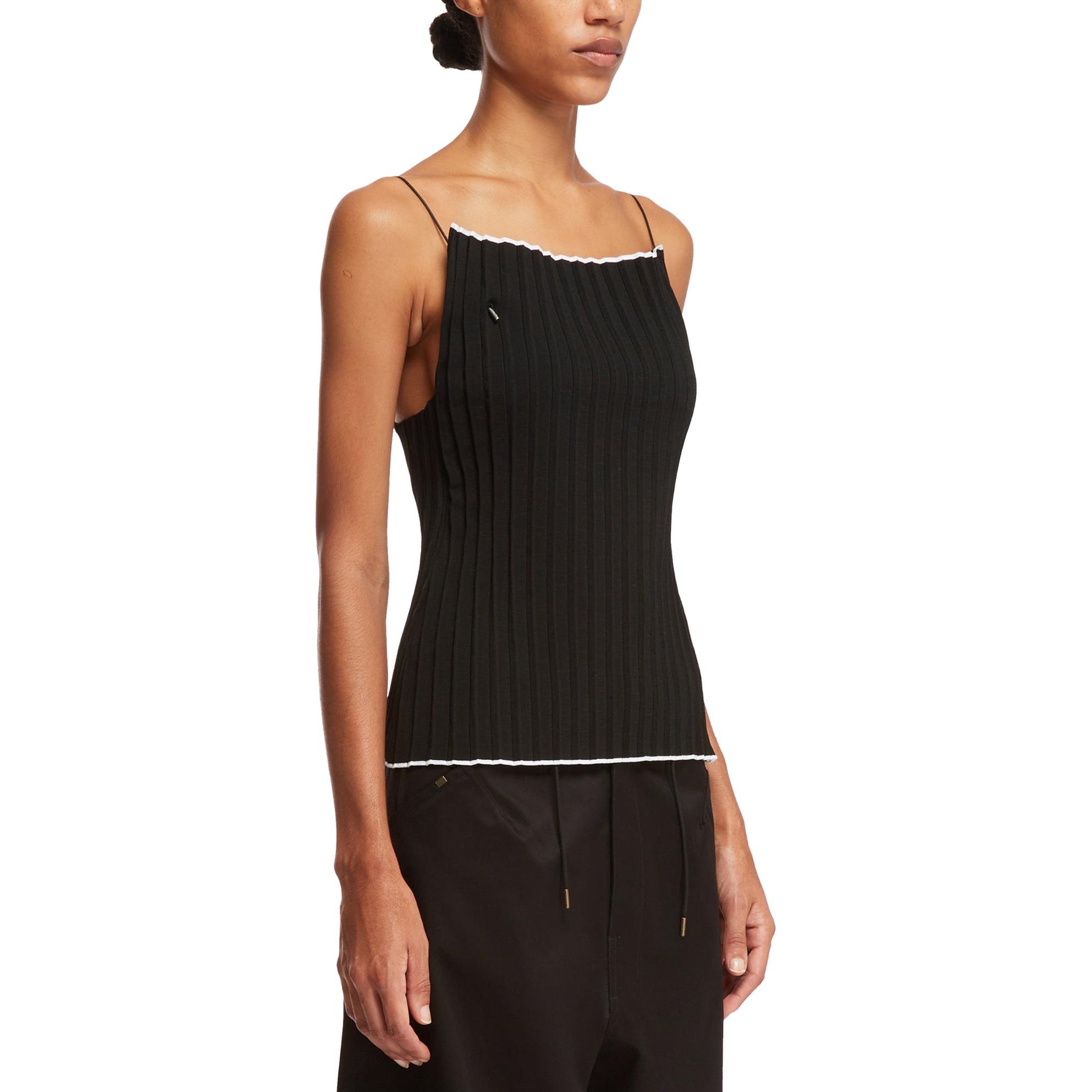 Purchase (W) Jacquemus Hitam Solid Slim Fit Spaghetti Strap Cami Top. 24E241KN378-2358990
