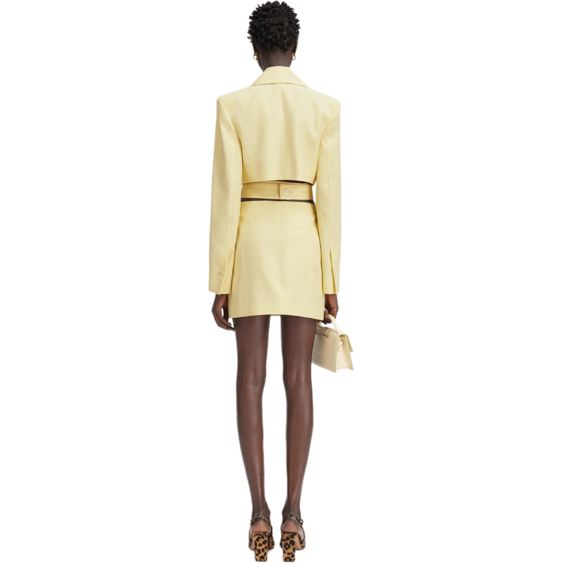 Shop (W) Jacquemus Gaun Mini Blazer Lengan Panjang Sabuk Cut-Out Kuning Muda 241DR016-1359-205