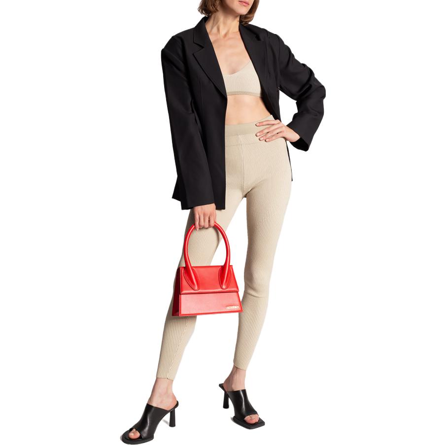 Lookbook (W) Jacquemus Blazer Hitam Warna Polos 213JA10-213-127990